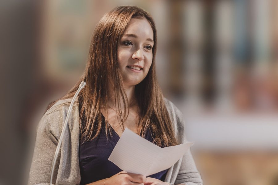 Nicola Seifert hält einen Gesundheitsvortrag